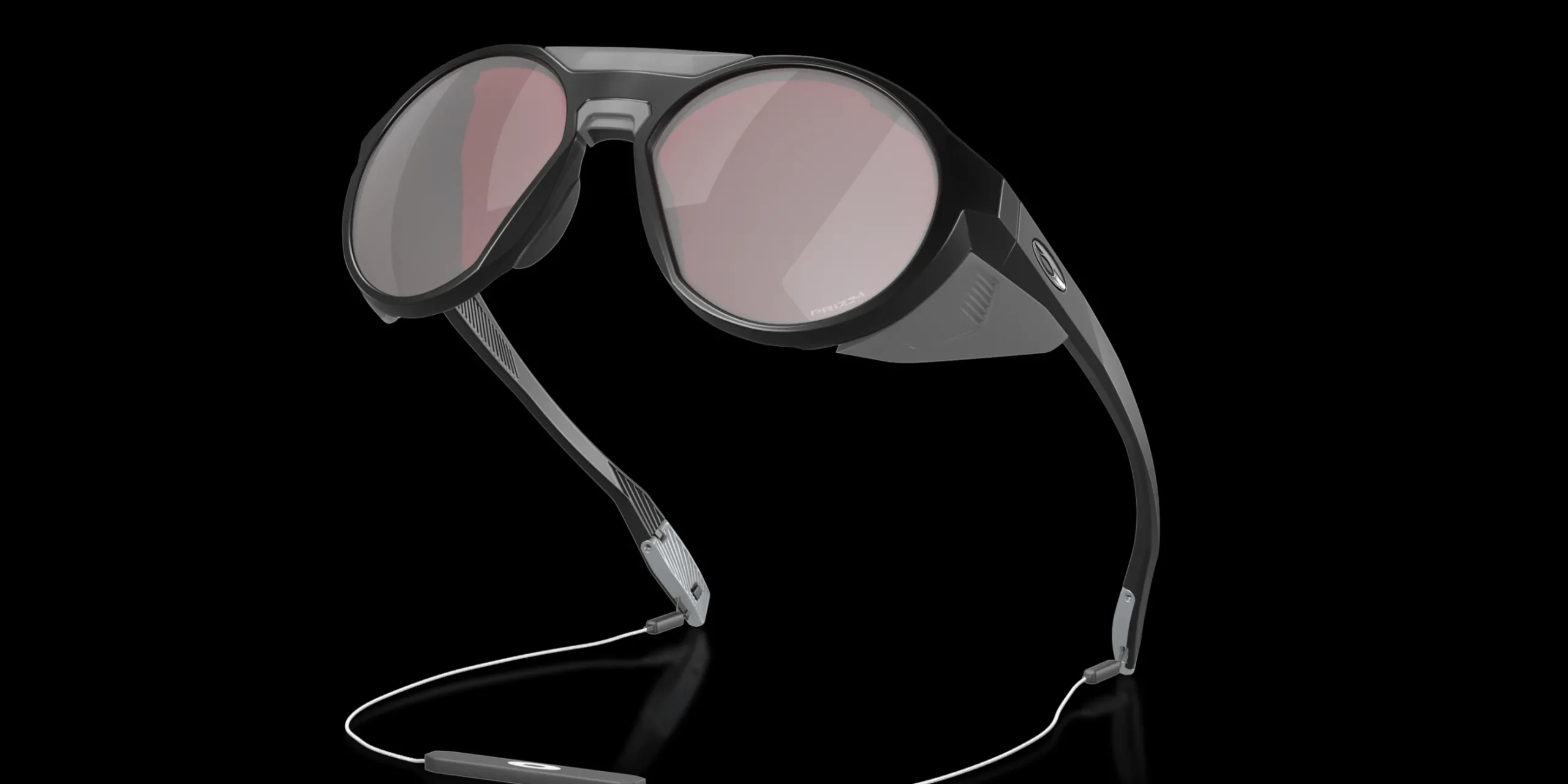 Clifden<Oakley Hot