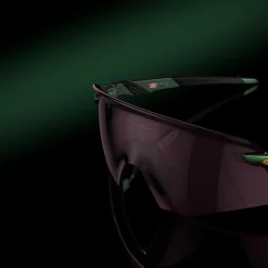 Encoder Ascend Collection<Oakley Store