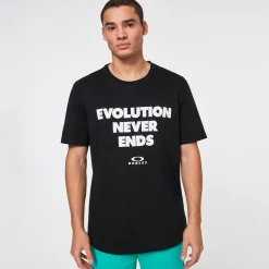 Evolution Never Ends Ss Tee<Oakley Best Sale