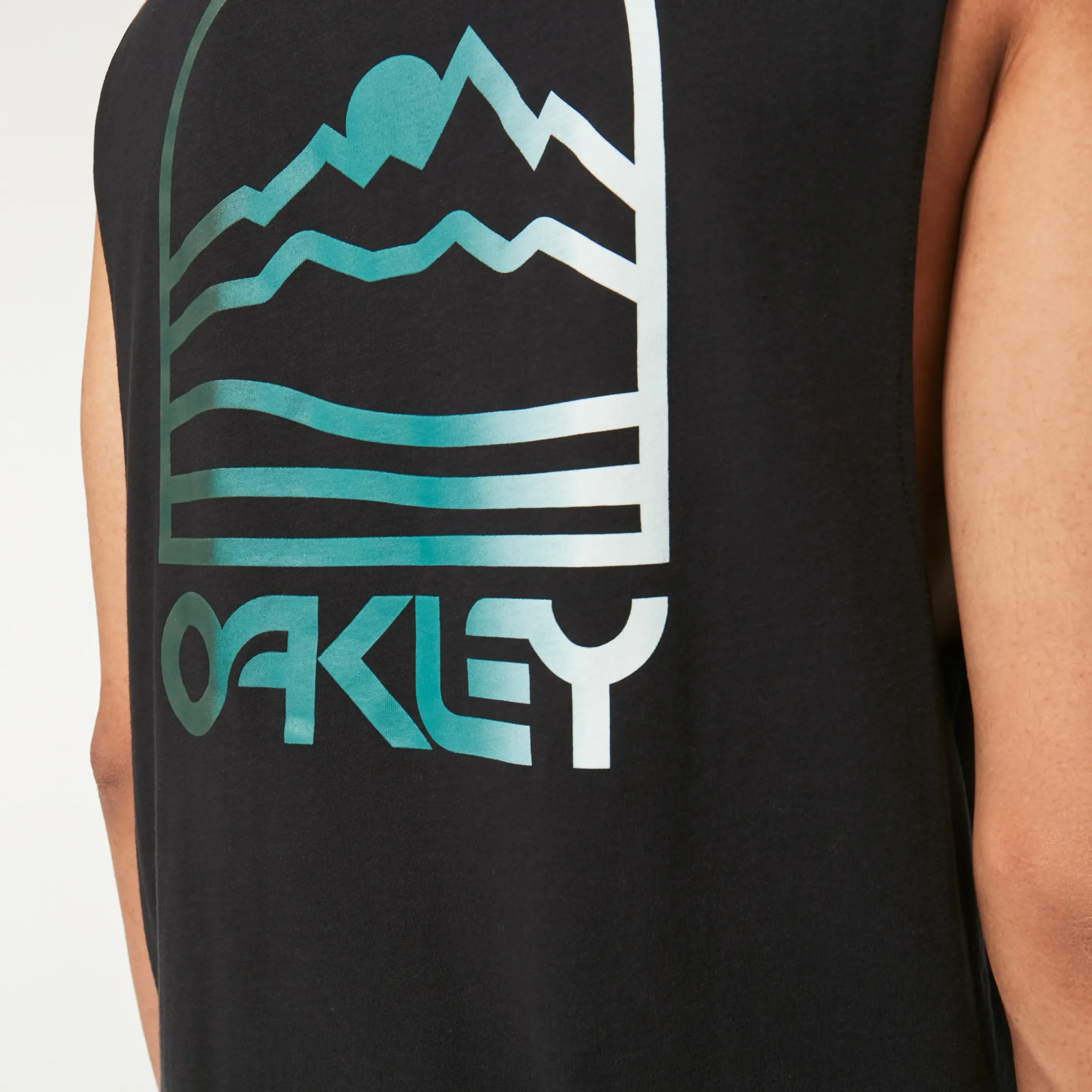 Gradient Mountain B1B Tank<Oakley Flash Sale