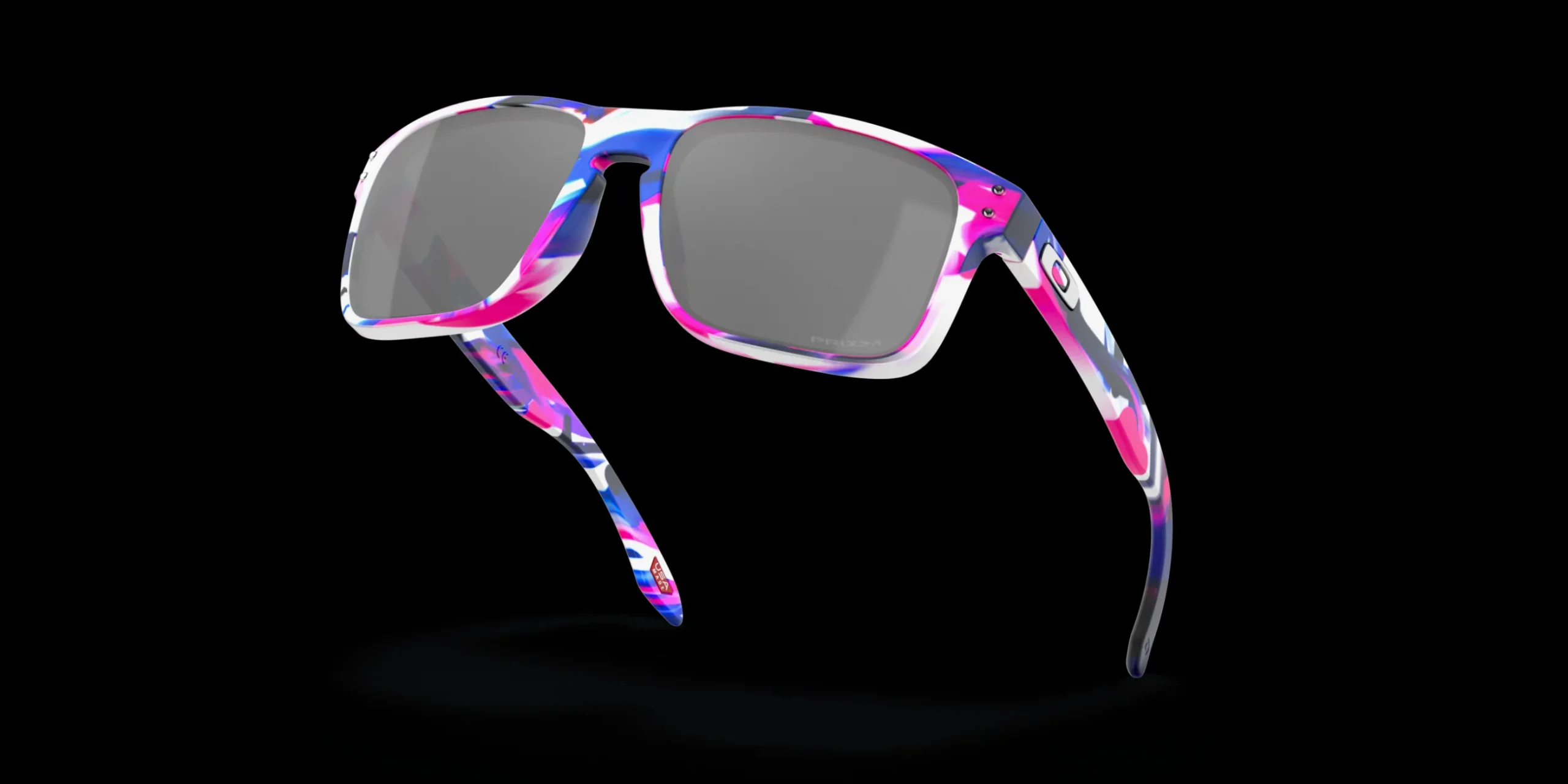 Holbrook™ Collection<Oakley Shop
