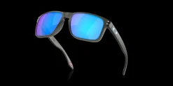 Holbrook™ Encircle Collection<Oakley Store