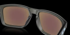 Holbrook™ Encircle Collection<Oakley Store
