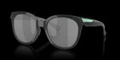 Low Key<Oakley Shop