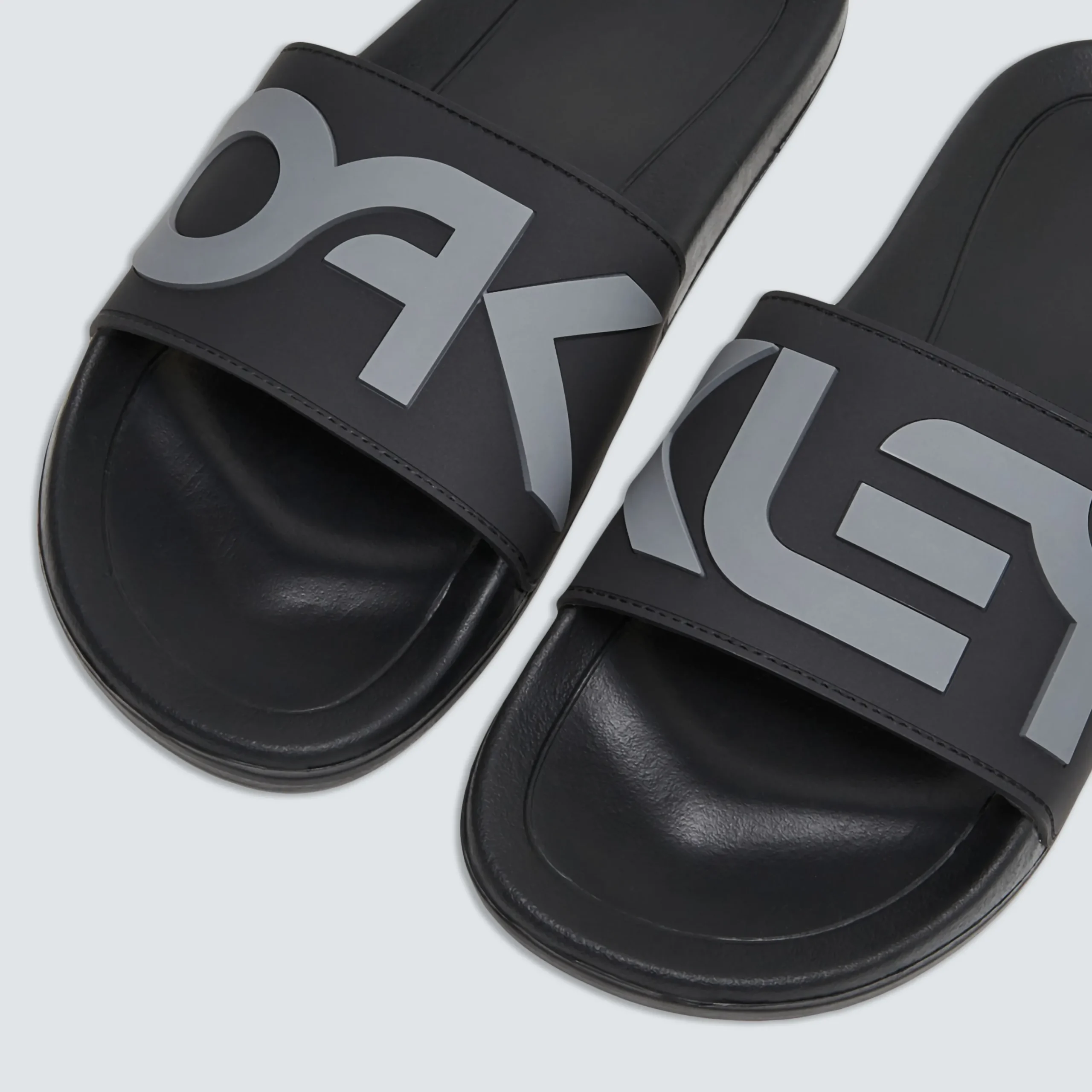 B1B Slide 2<Oakley Flash Sale
