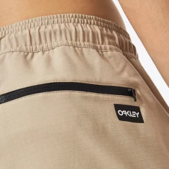 Transport Hybrd Packable Short<Oakley Hot
