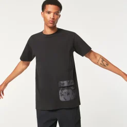 Wanderlust Pocket Tee<Oakley Hot